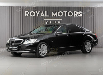 2011 Mercedes-Benz S-Класс