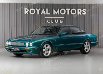 1997 Jaguar XJR