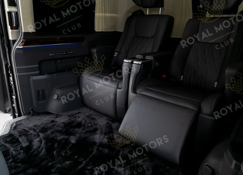 2023 Toyota Granvia