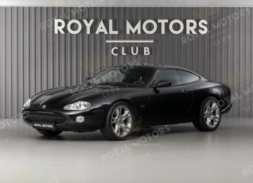 2002 Jaguar XKR