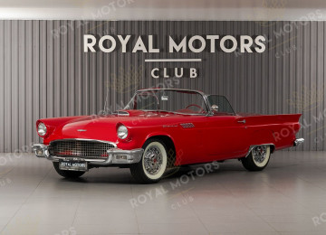 1957 Ford Thunderbird